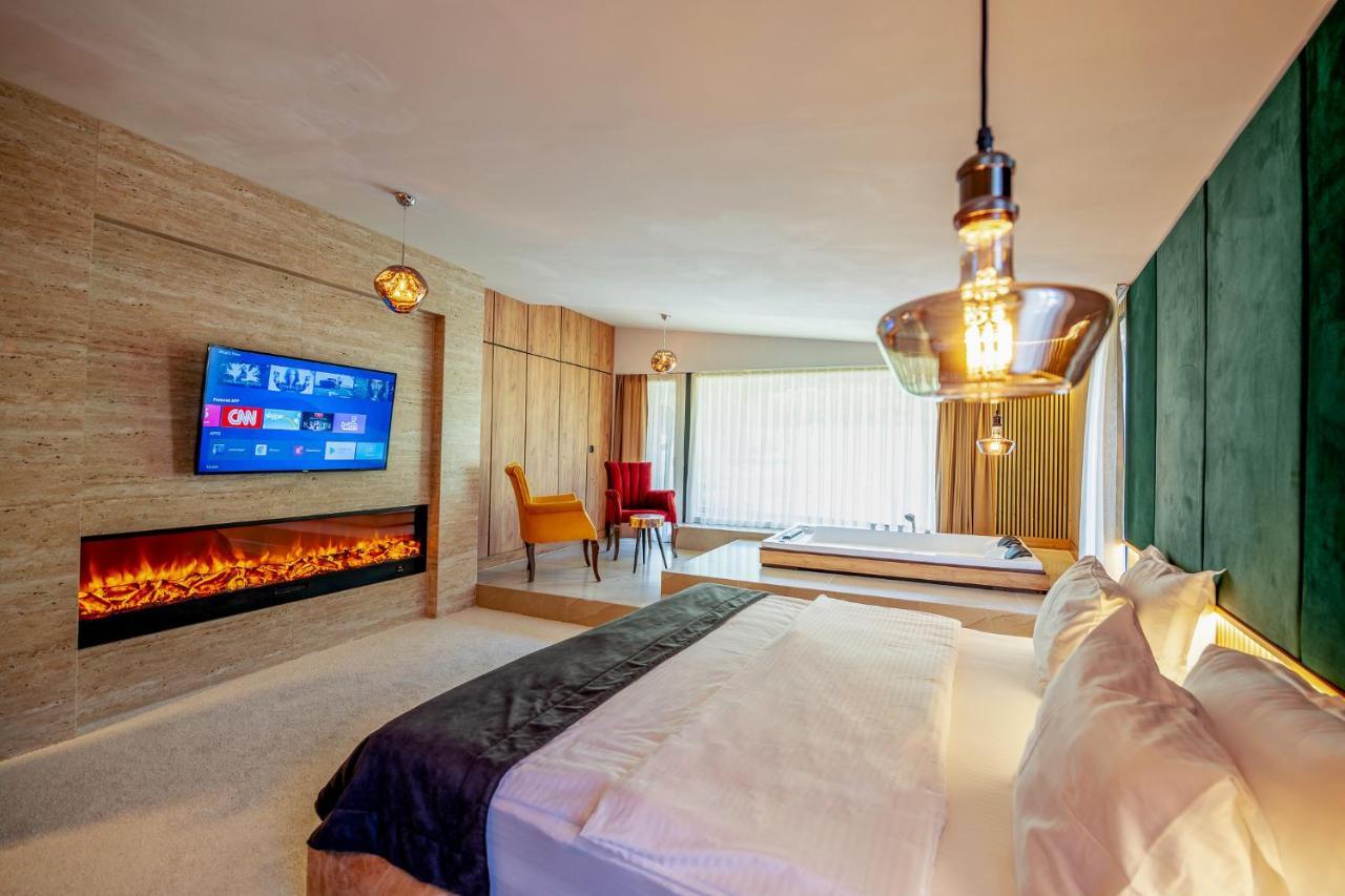Resort Ujevara E Drinit 佩奇 外观 照片