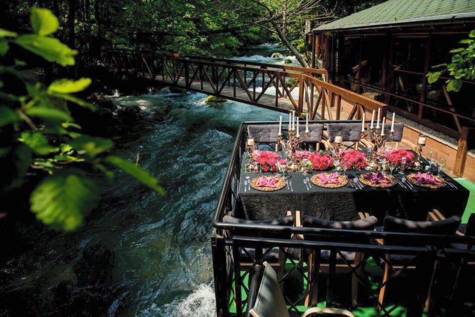 Resort Ujevara E Drinit 佩奇 外观 照片