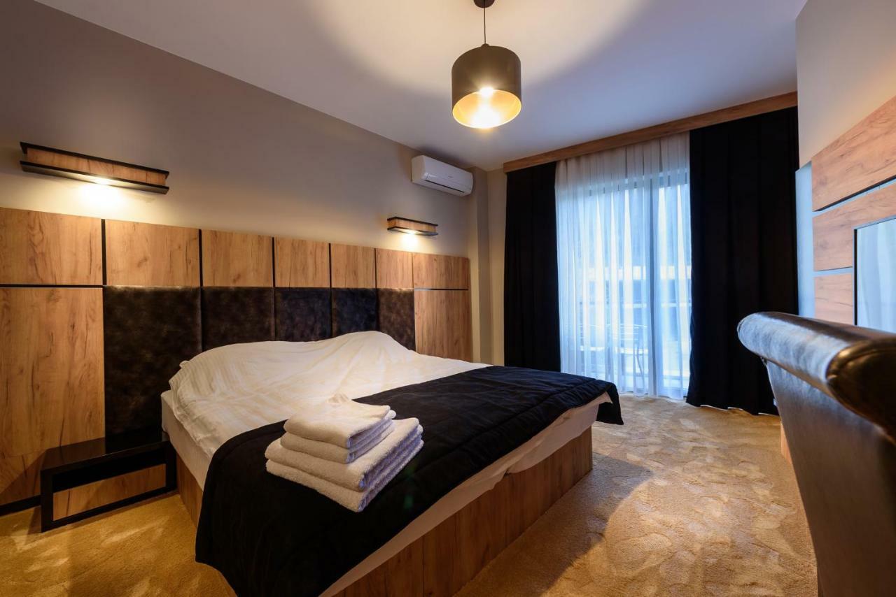 Resort Ujevara E Drinit 佩奇 外观 照片