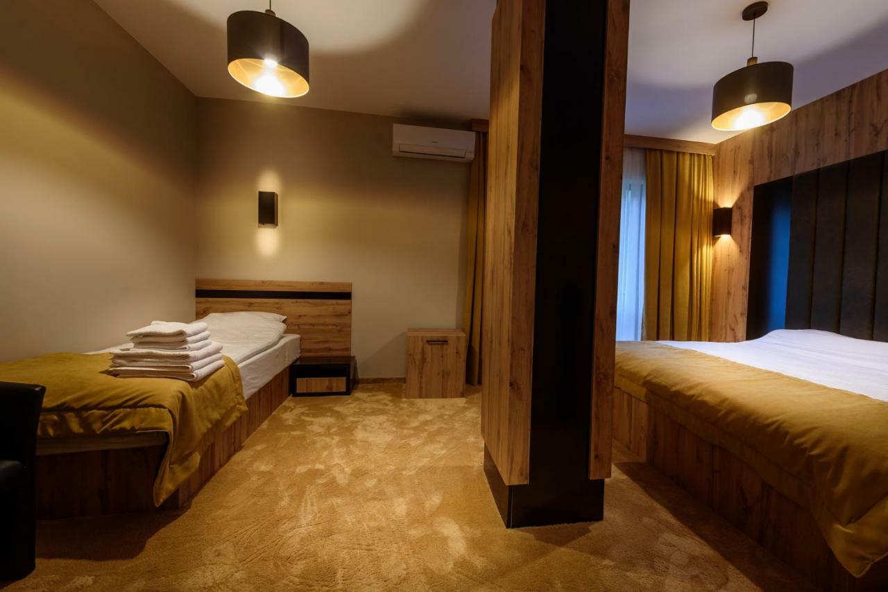 Resort Ujevara E Drinit 佩奇 外观 照片