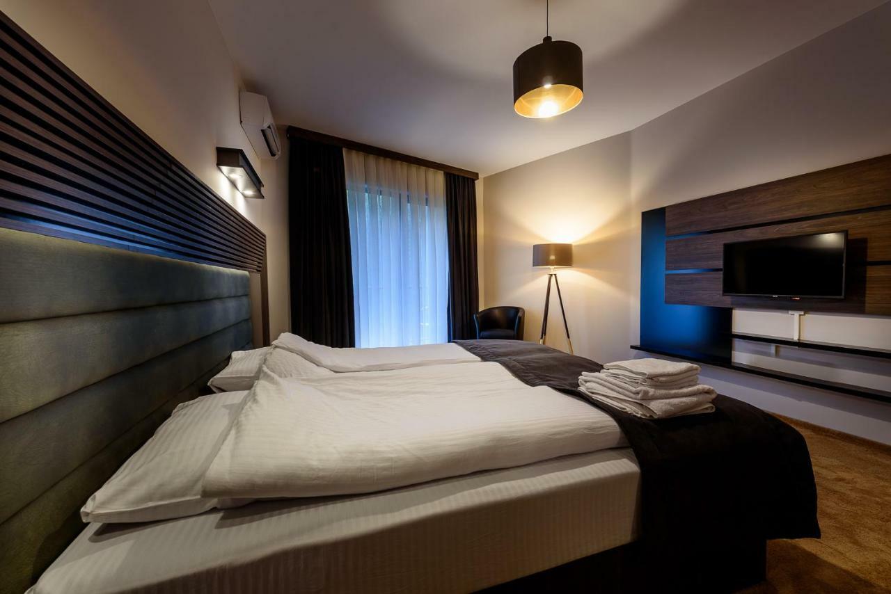 Resort Ujevara E Drinit 佩奇 外观 照片